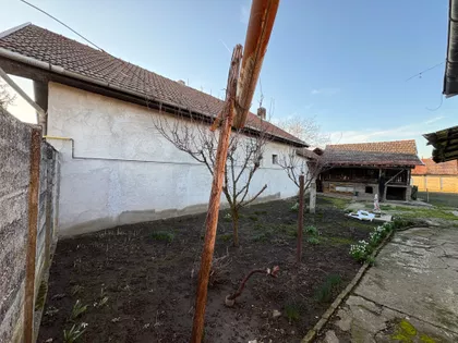 Senćanski Put 57 | 4zida.rs