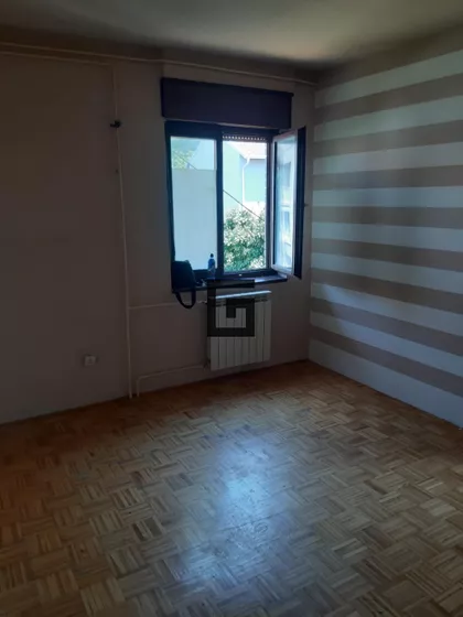 Čajnička | 4zida.rs