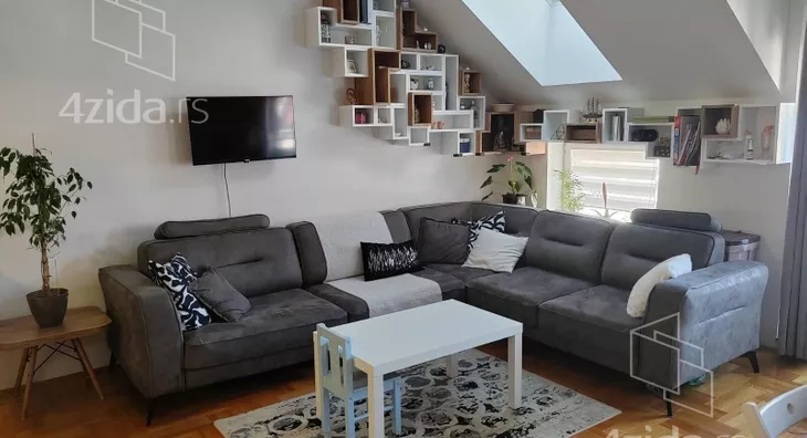 Troiposoban stan | 4zida