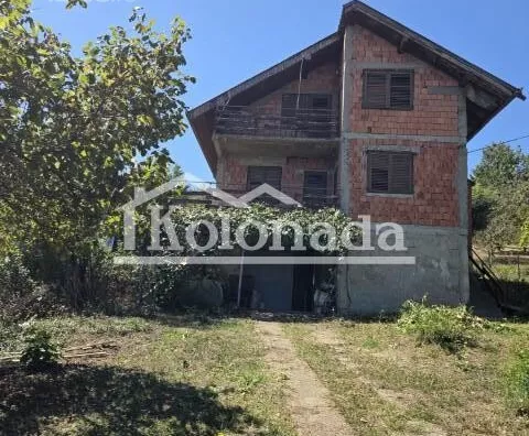 Kuća | 4zida