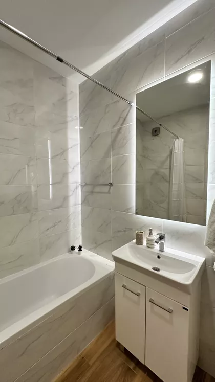 Cara Dušana | 4zida.rs