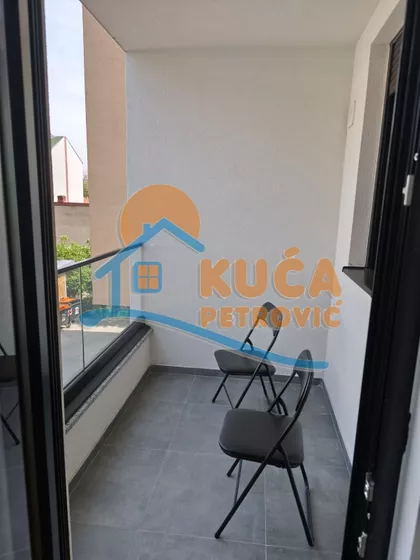 Cara Dušana | 4zida.rs