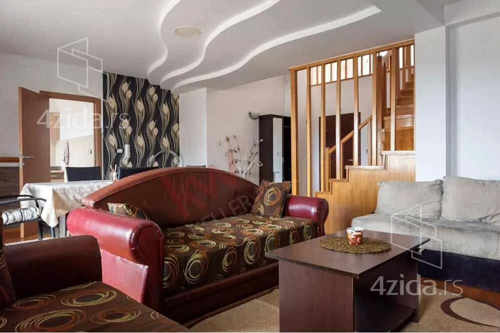 Petosoban stan | 4zida