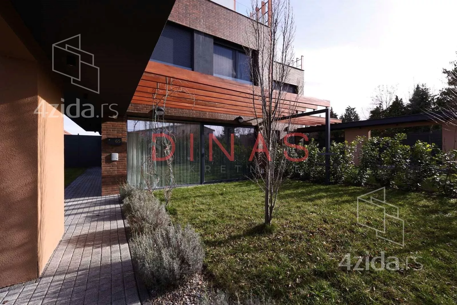 Kuća | 4zida
