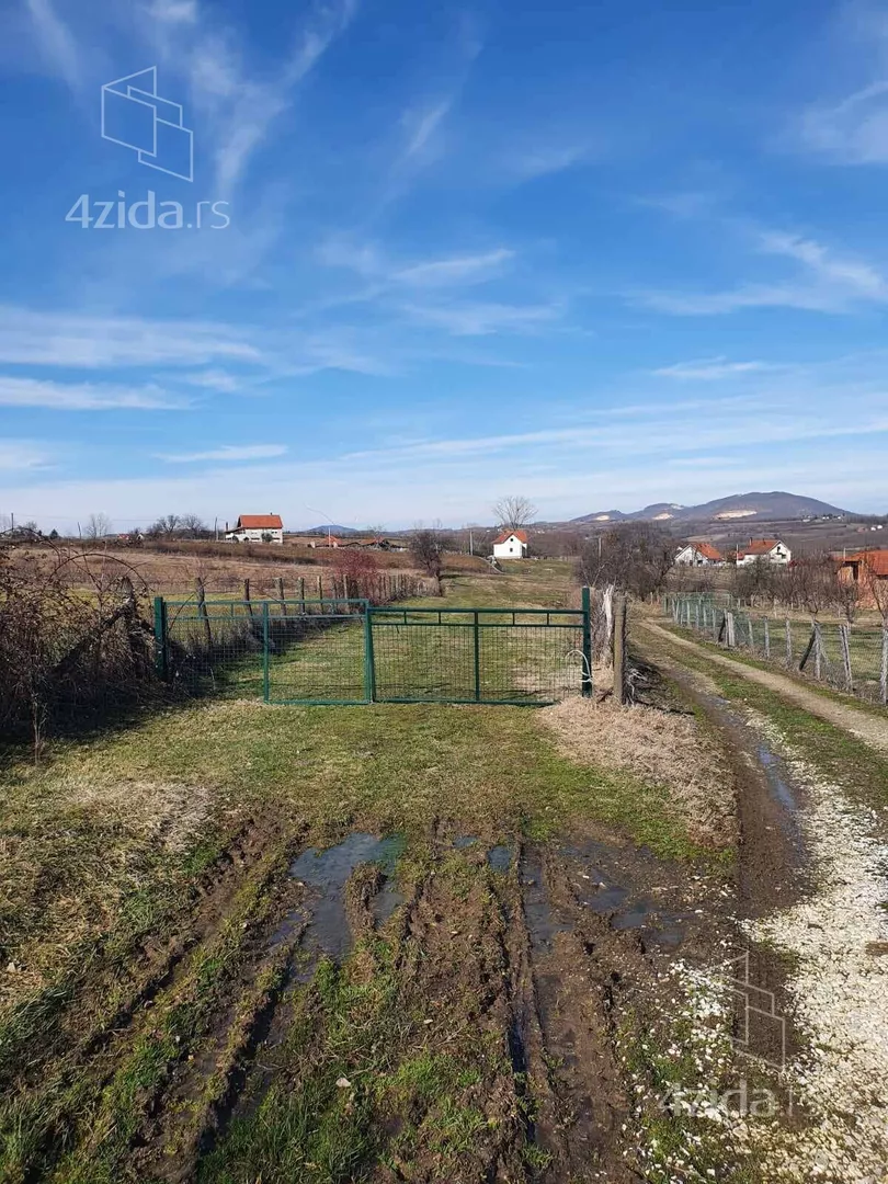 Poljoprivredno zemljište | 4zida