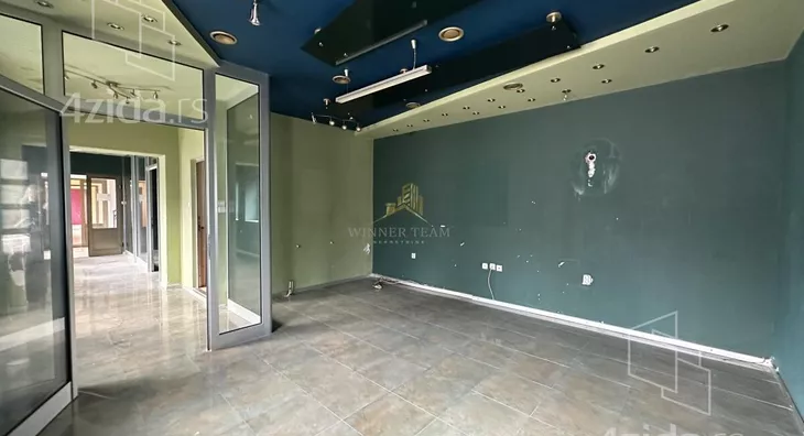 Poslovni prostor | 4zida