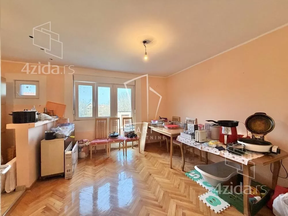 3-etažna kuća | 4zida