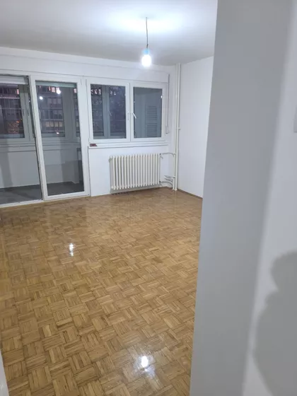 Železnička stanica | 4zida.rs