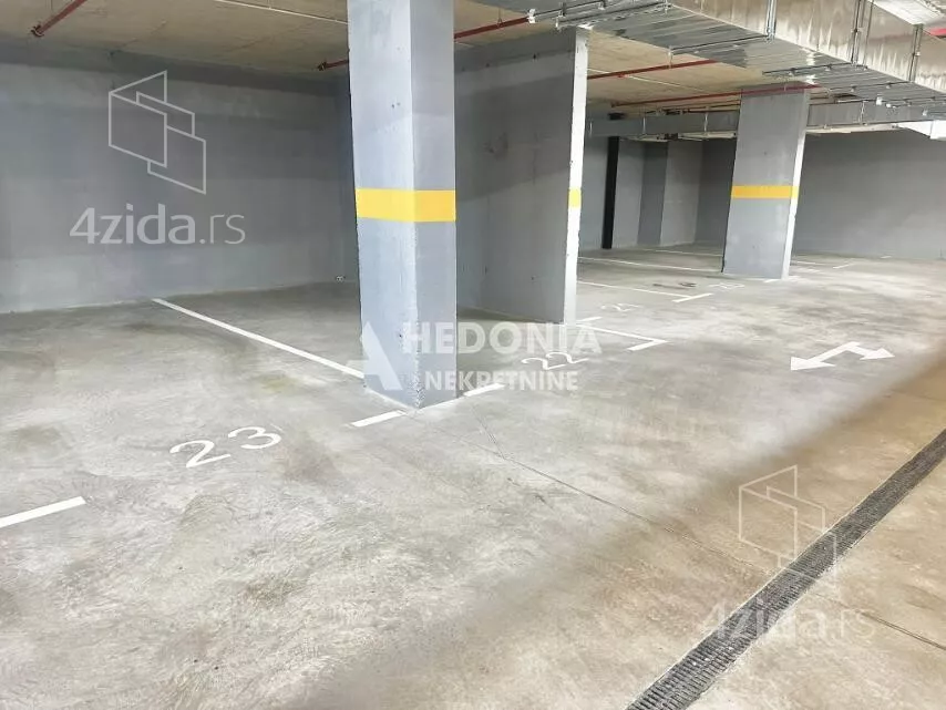 Garaža | 4zida