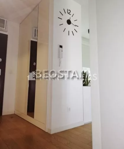 Uroša Martinovića | 4zida.rs