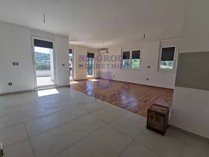 Sremska Kamenica | 4zida.rs