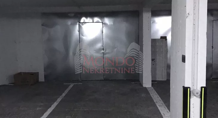 Garaža/Parking | 4zida