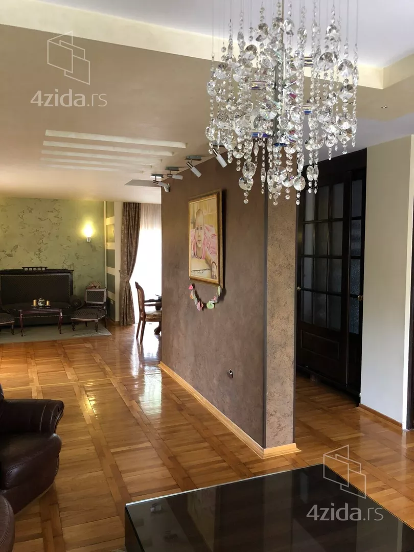 3-etažna kuća | 4zida