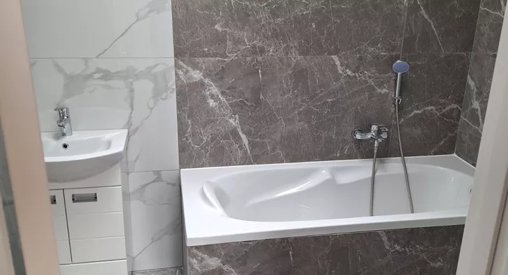 Šestosoban stan | 4zida