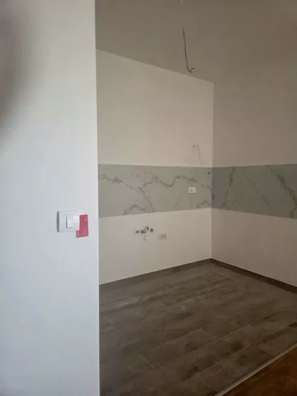 Sremska Kamenica | 4zida.rs