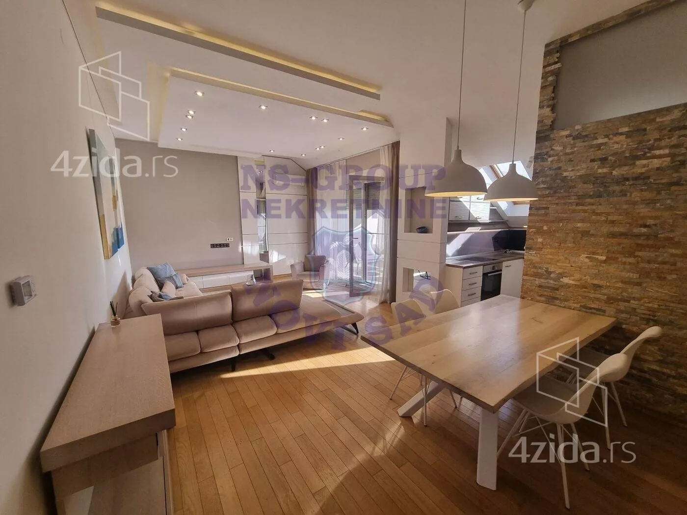 Petosoban stan | 4zida