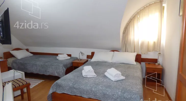 Turistički objekat | 4zida
