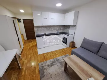 Dragana Rakića | 4zida.rs