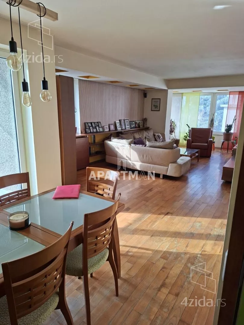 Petosoban stan | 4zida