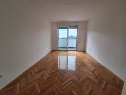 Cara Dušana | 4zida.rs
