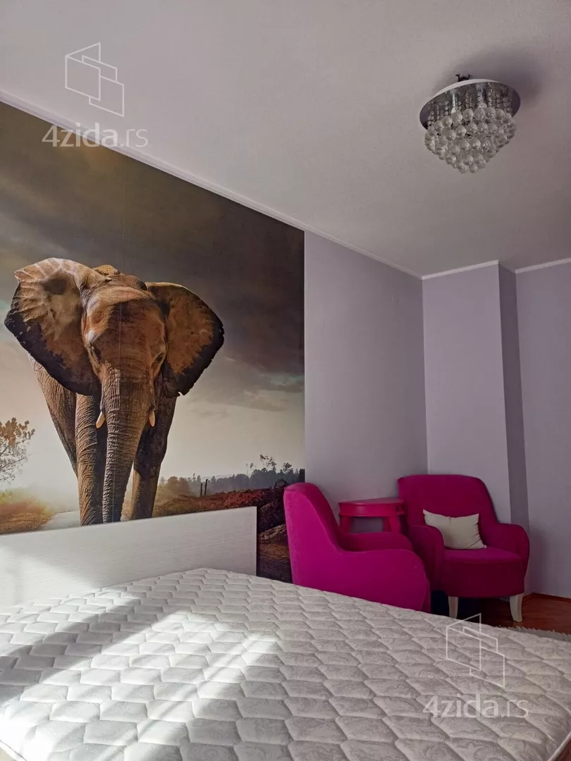 Četvoroiposoban stan | 4zida