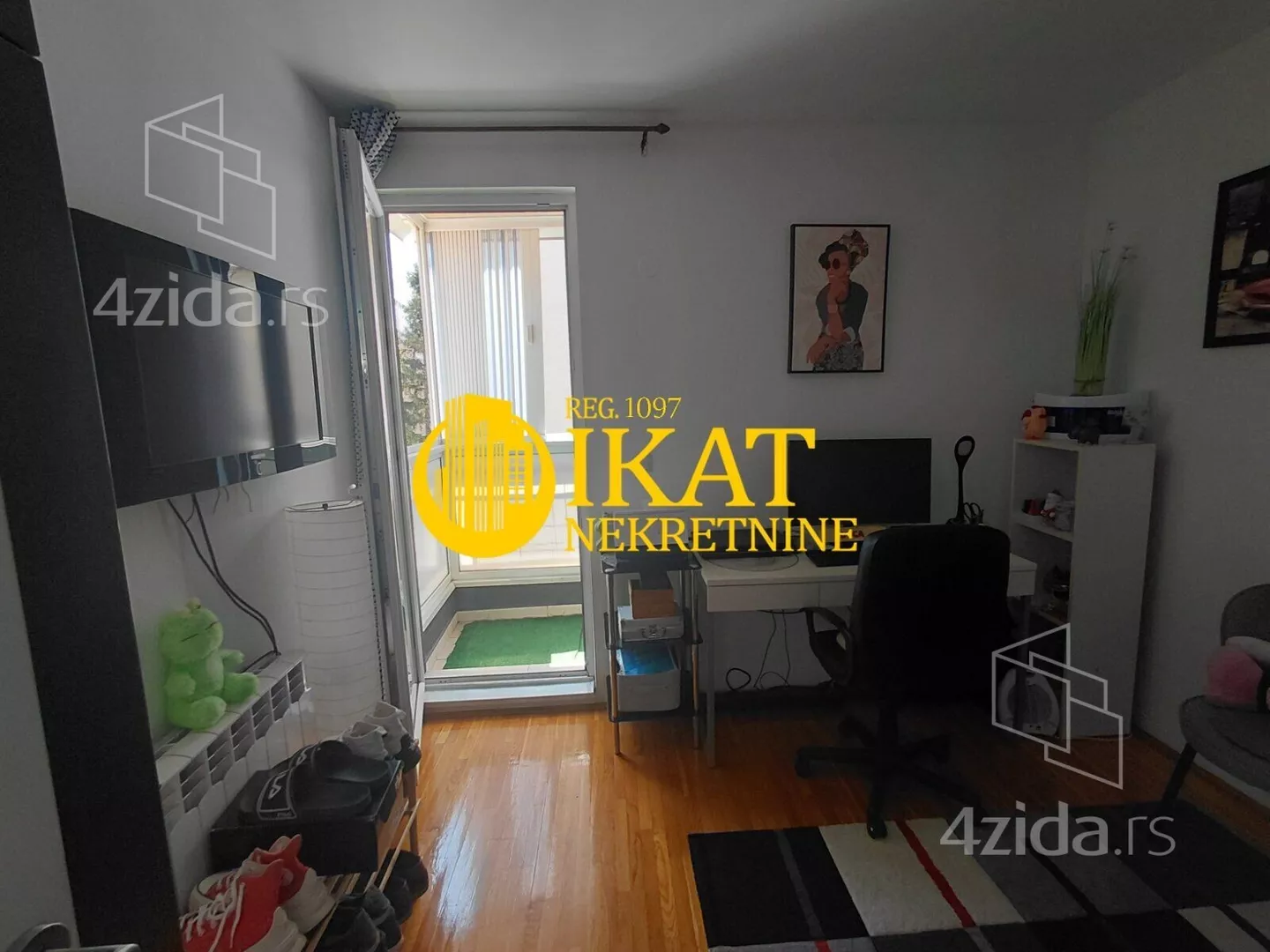 Dvoiposoban stan | 4zida
