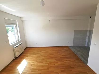 Ugrinovački Put 30 Deo | 4zida.rs