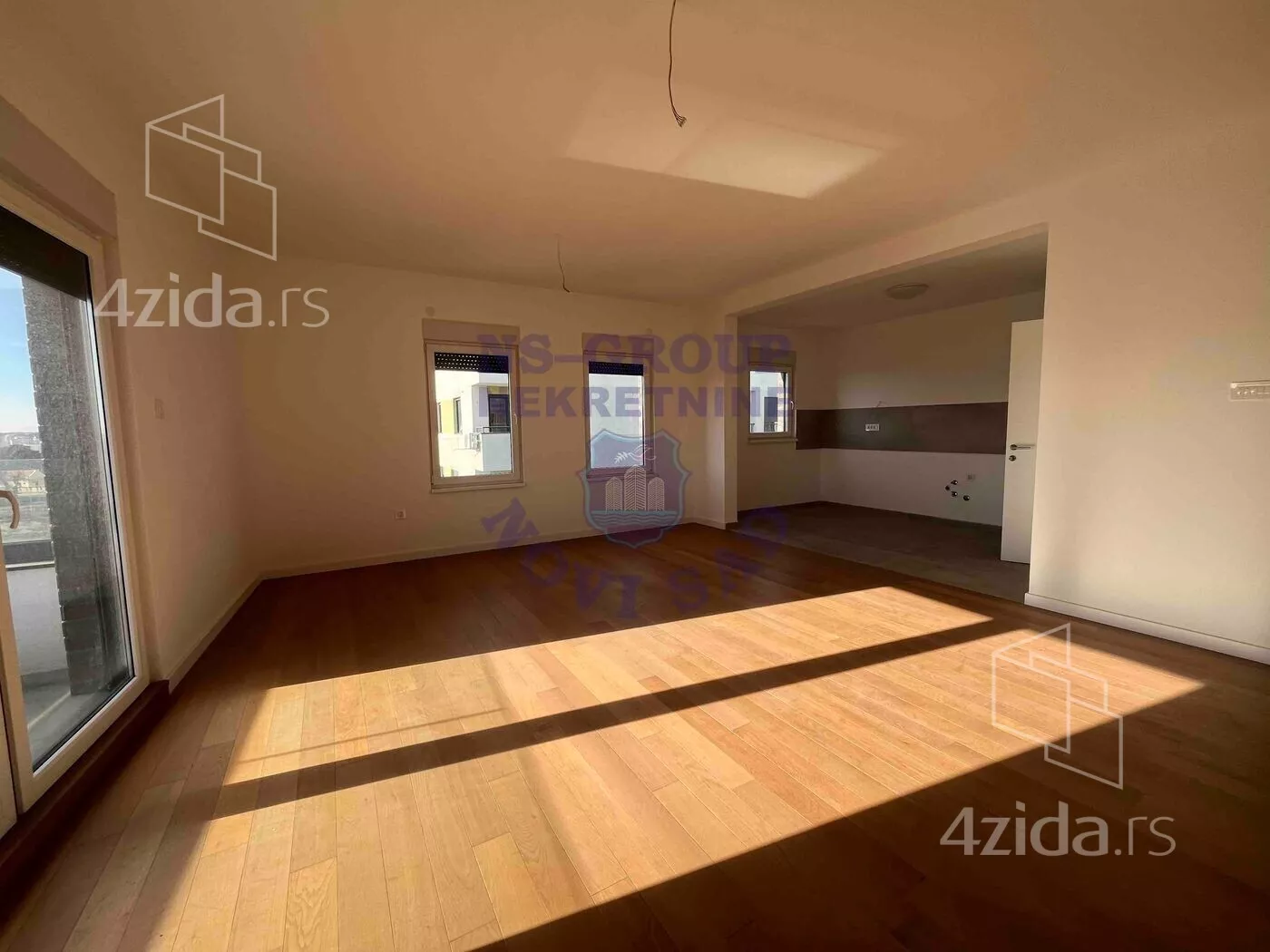 Četvorosoban stan | 4zida