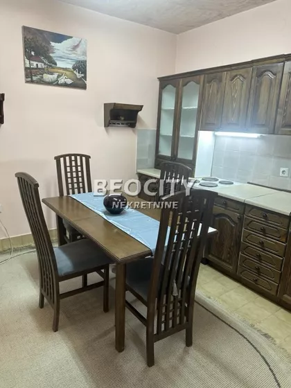 Cara Dušana | 4zida.rs