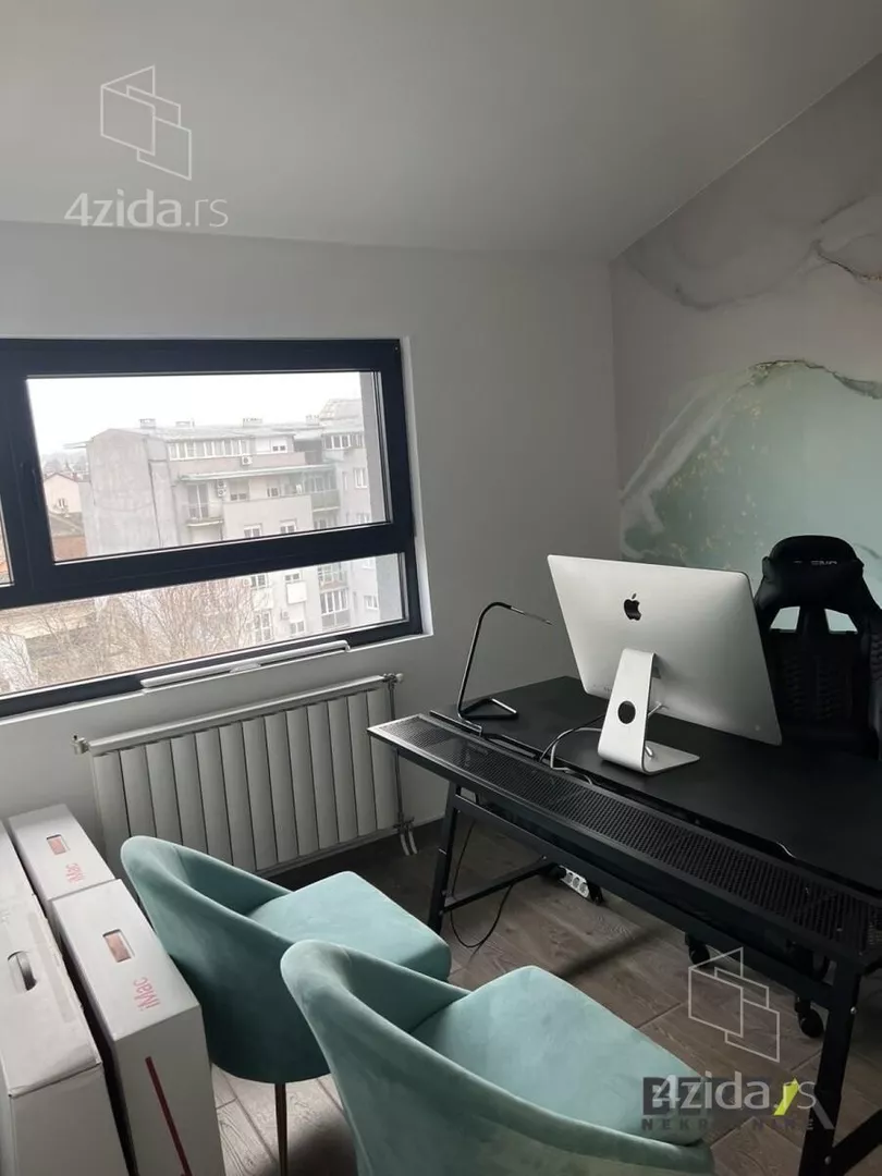 Šestosoban stan | 4zida