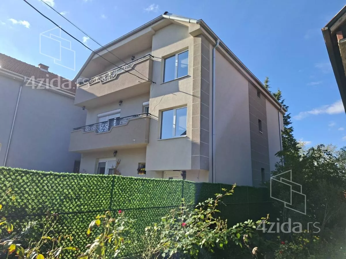 Kuća | 4zida