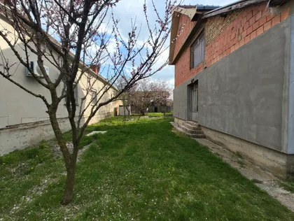 Sutjeska | 4zida.rs