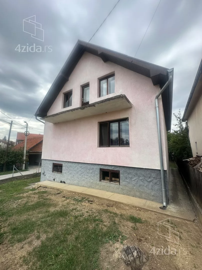 3-etažna kuća | 4zida