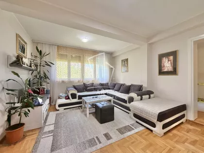 Sretena Mladenovića Mike | 4zida.rs