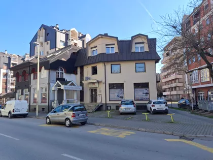 Cara Dušana 42 | 4zida.rs