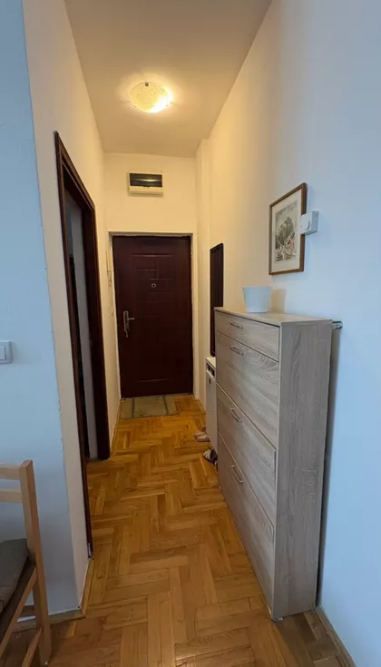Učiteljsko Naselje | 4zida.rs