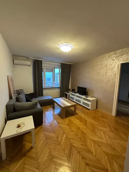 Trg Republike | 4zida.rs