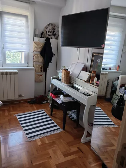 SLIKARSKA | 4zida.rs