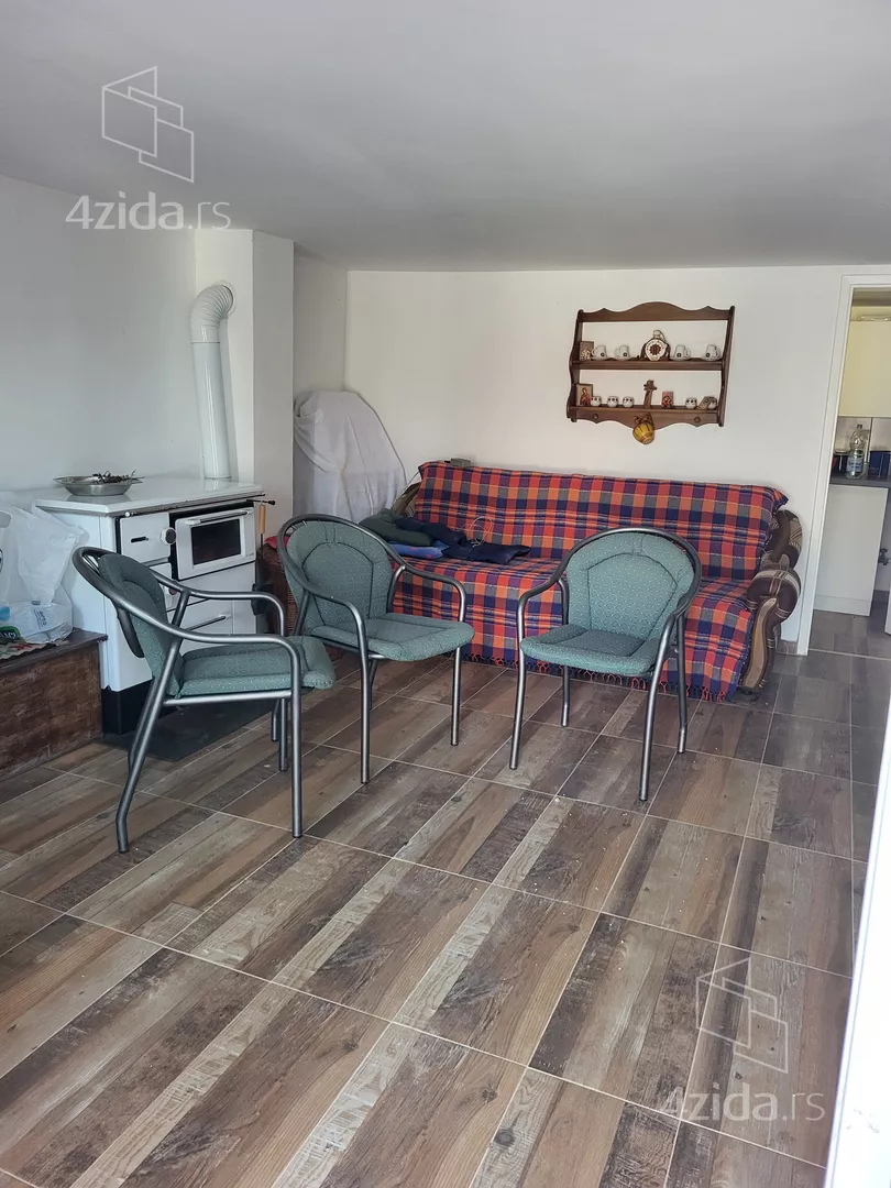 3-etažna kuća | 4zida