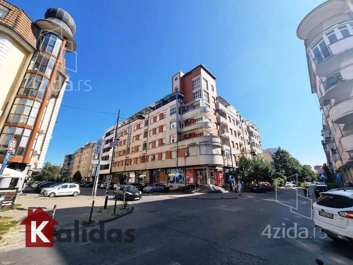 Garsonjera | 4zida