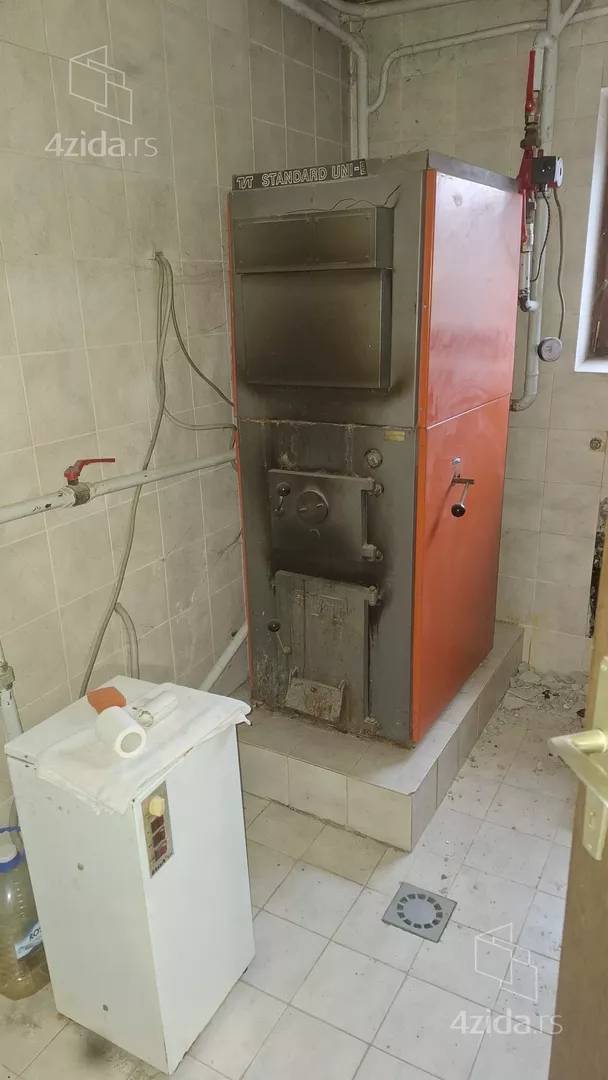 3-etažna kuća | 4zida