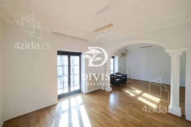 5-etažna kuća | 4zida