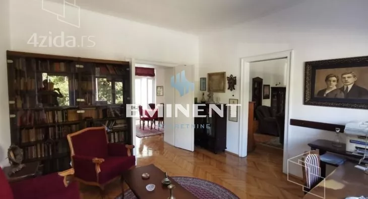 Četvoroiposoban stan | 4zida