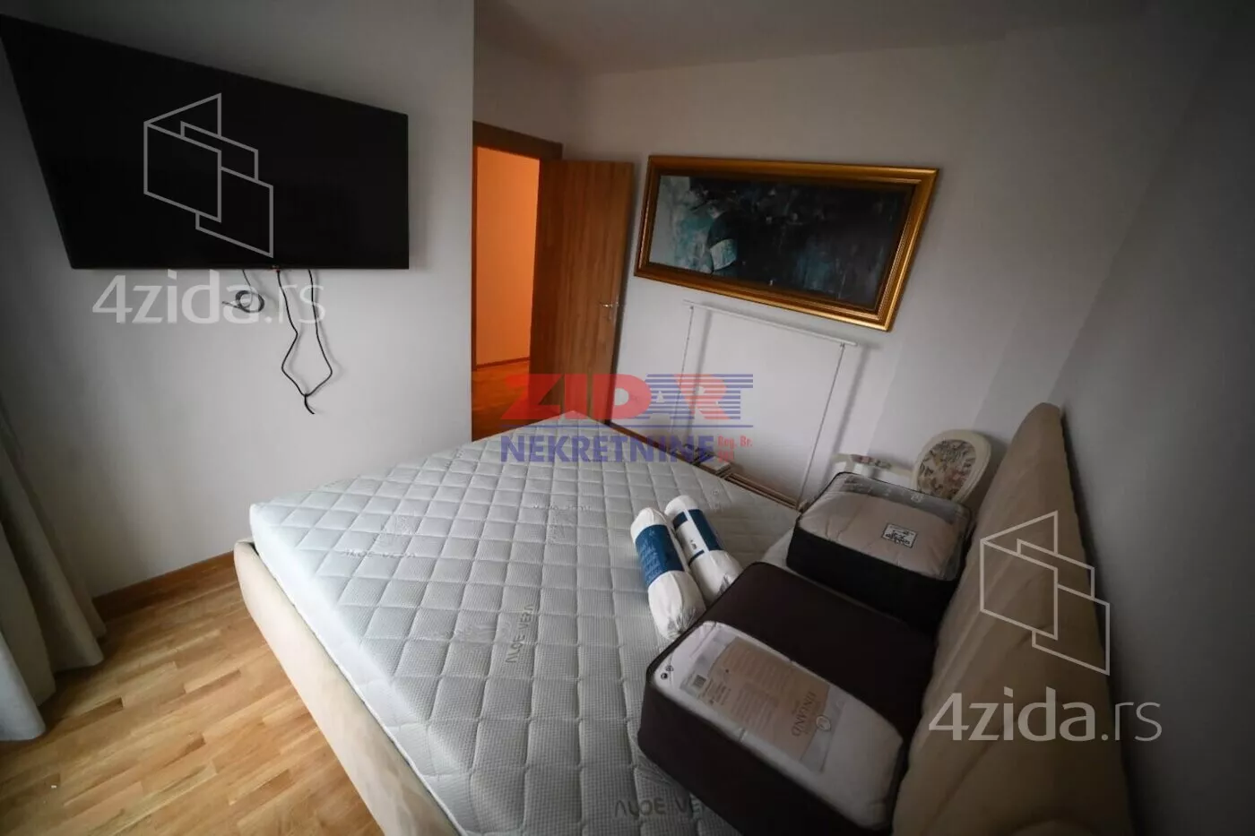 Troiposoban stan | 4zida