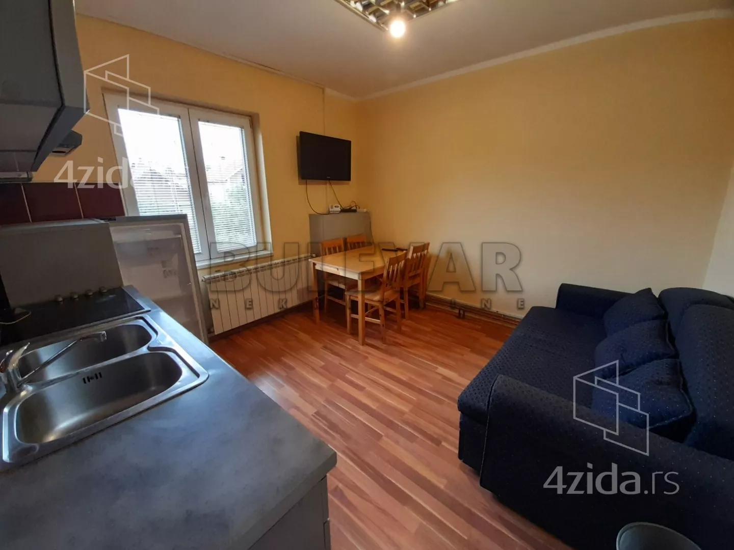 Troiposoban stan | 4zida