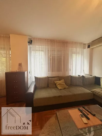 Bulevar Oslobođenja | 4zida.rs