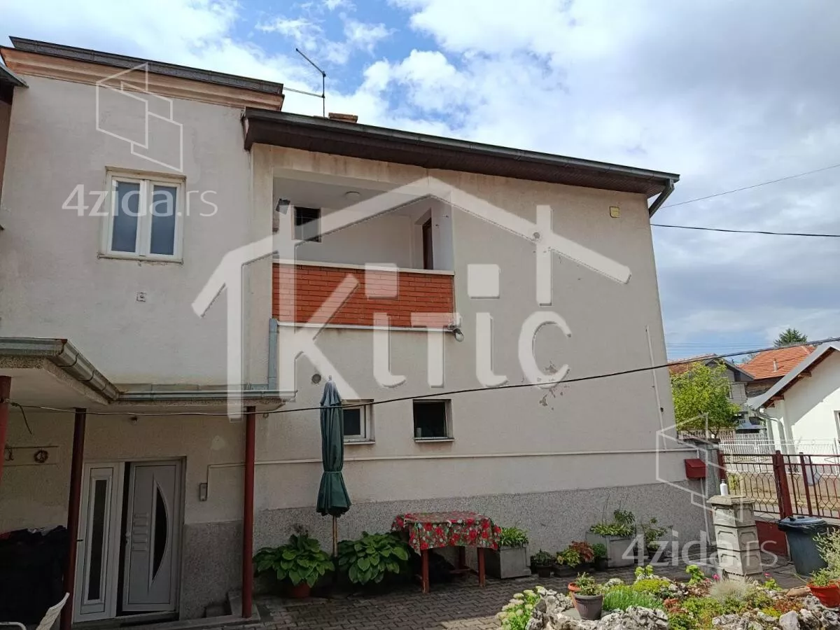 Kuća | 4zida