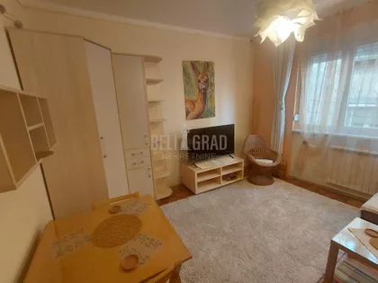 Niška | 4zida.rs