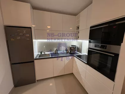 Novo Naselje | 4zida.rs