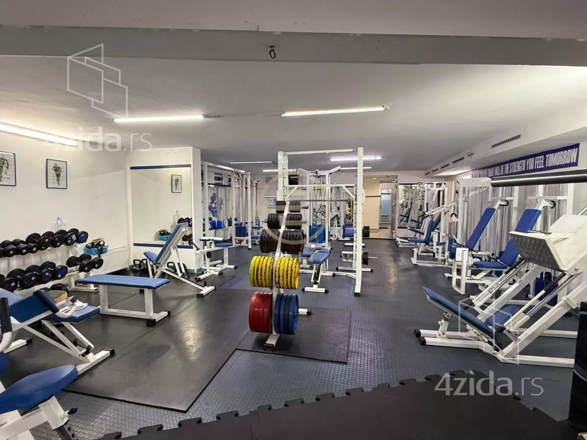 Poslovni prostor | 4zida